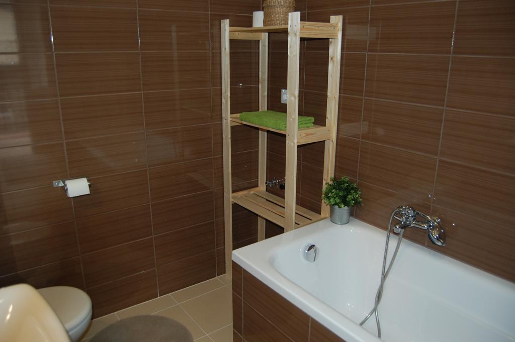 Central Luxury Residence Budapest Bagian luar foto